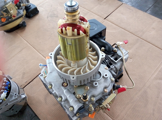 Kleine 2000 Watt-Dieselgenerator-tragbare Kraftstoffeffizienz 3000 U/min 50HZ 60HZ